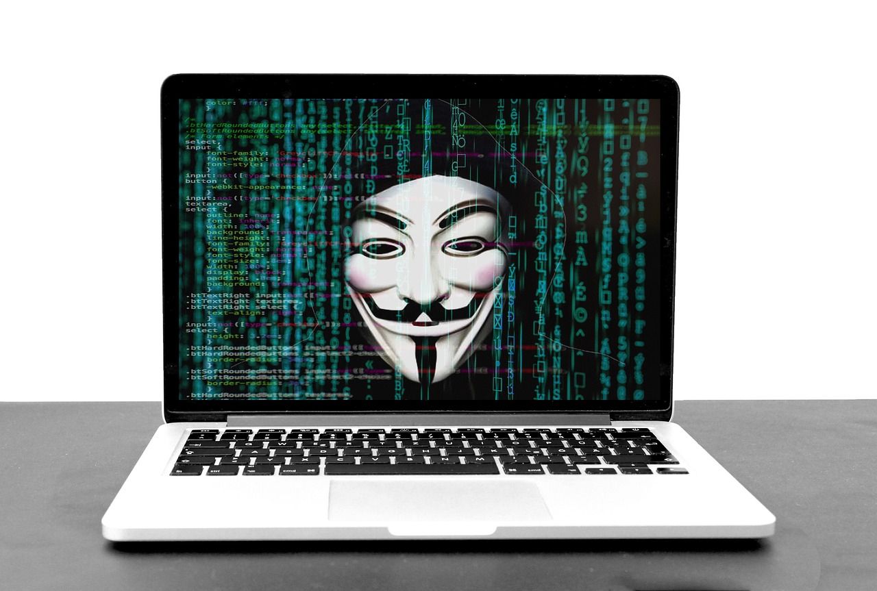 /sv/images/hacker-g898370d42_1280.jpg