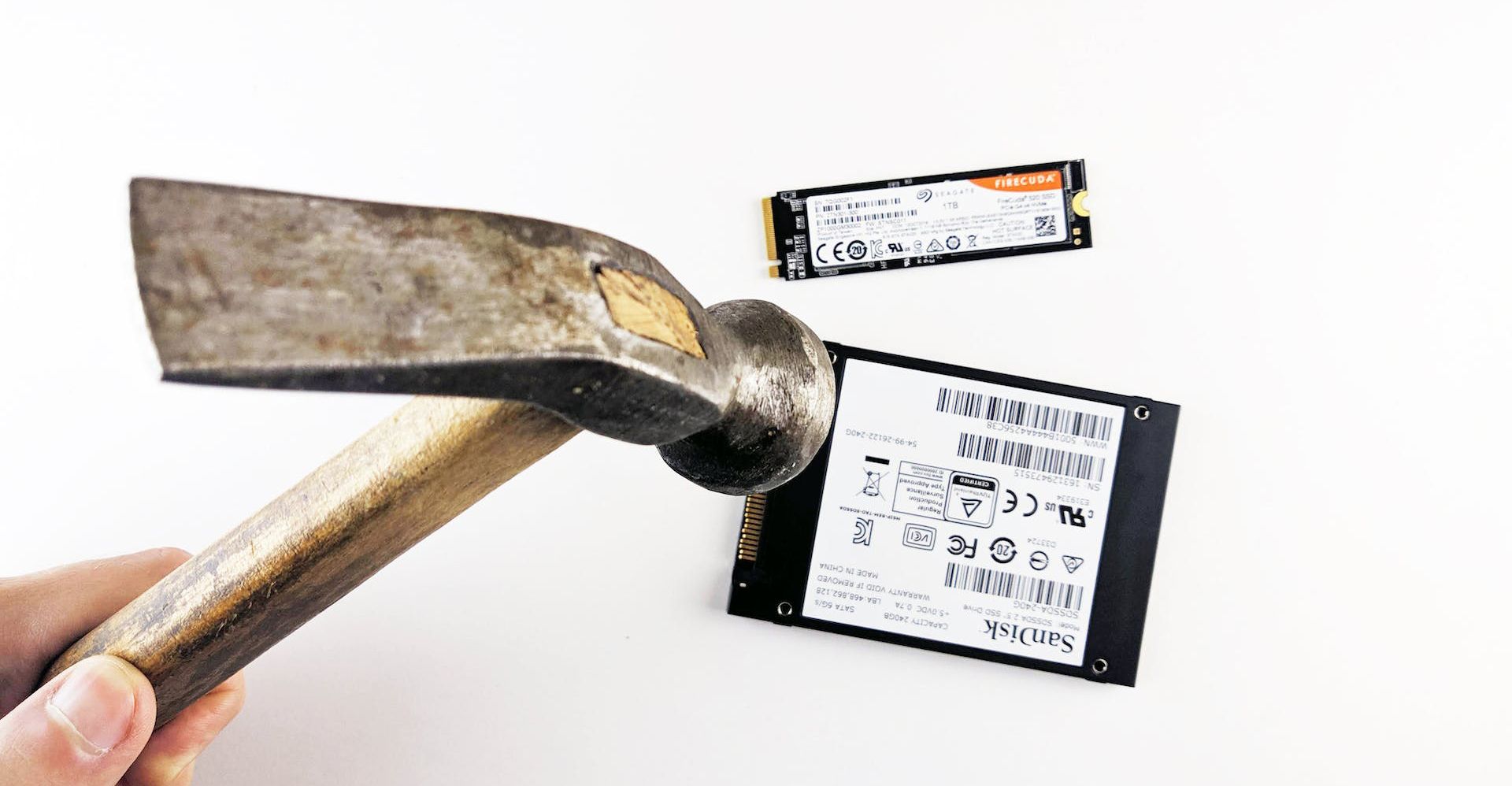 /sv/images/hammer-ssd-drive.jpg