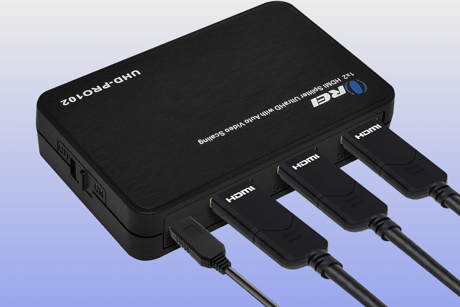 /sv/images/hdmi-cables-connected-to-an-orei-4k-hdmi-splitter.png