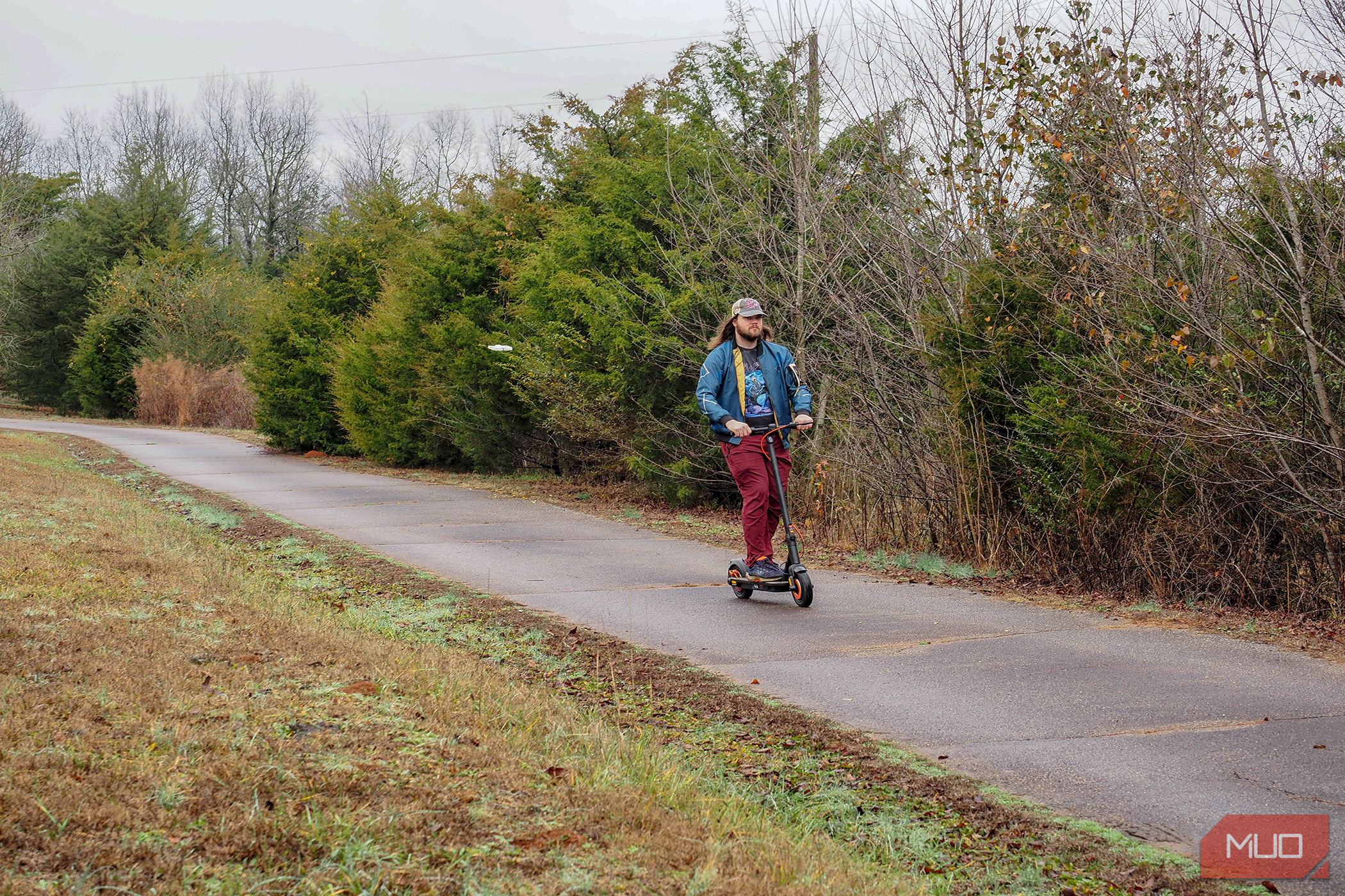 /sv/images/hoverairx1_dronefollowscooter.jpg