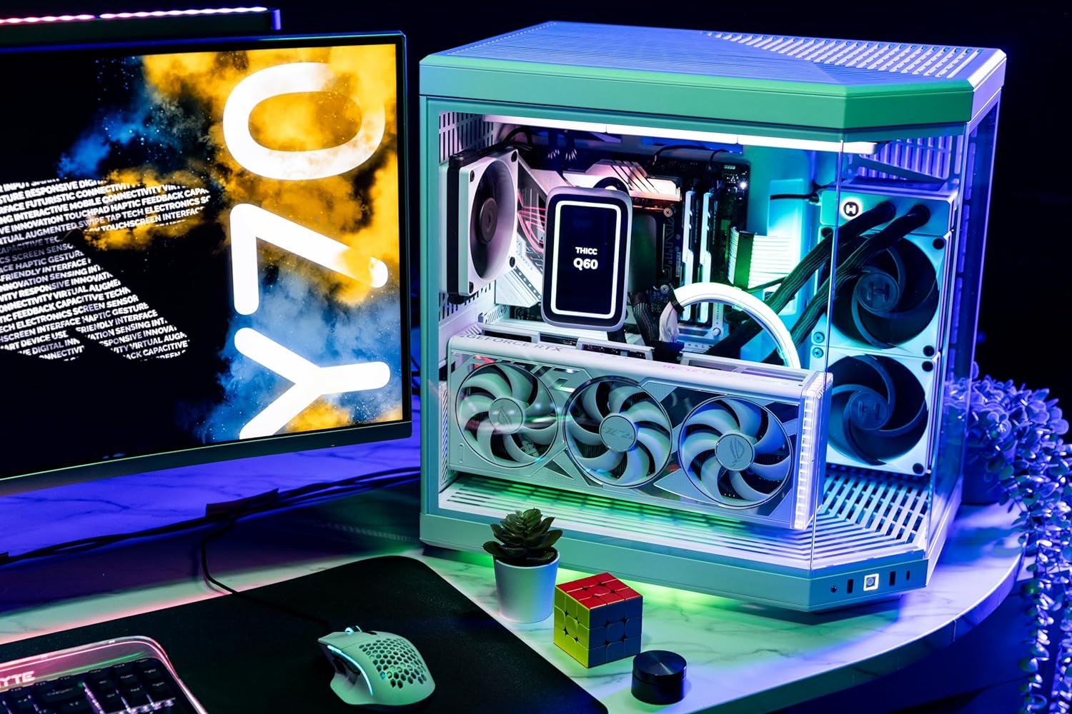/sv/images/hyte-y70-pc-case-on-desk.png