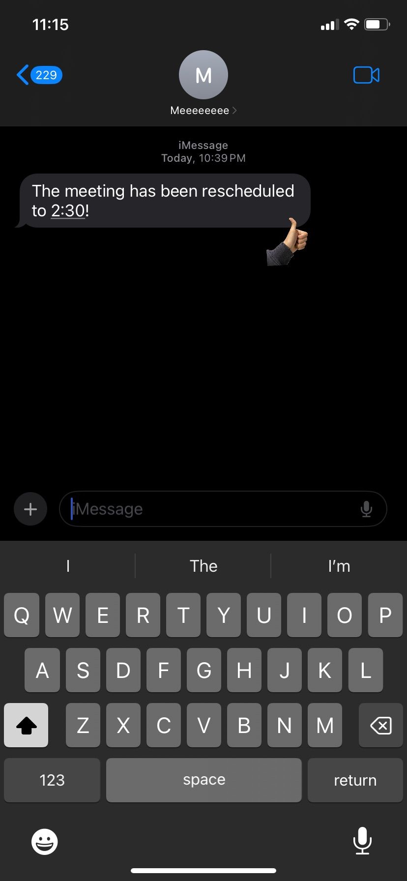 /sv/images/imessage-message-visible-with-a-sticker-reaction.jpeg