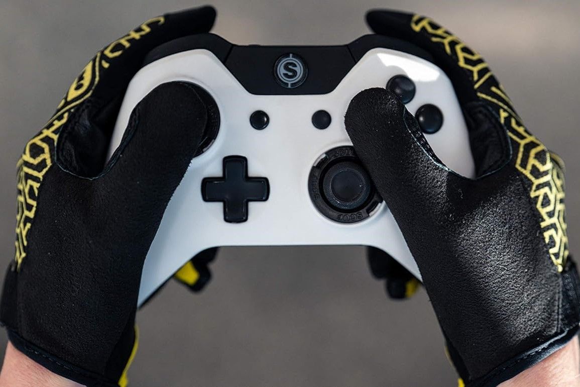 /sv/images/ironclad-gaming-gloves.jpg