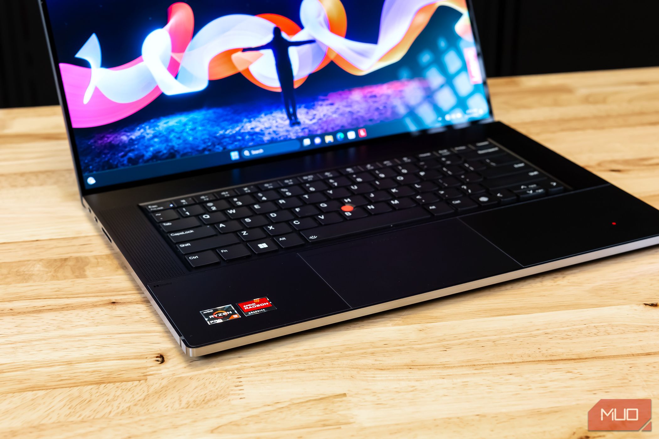/sv/images/keyboard-of-the-lenovo-thinkpad-z16-gen-2-amd-2.jpg