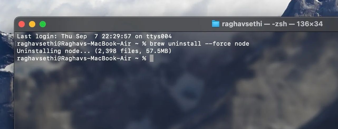 /sv/images/macos-terminal-running-the-uninstall-command-for-node-via-homebrew.jpg