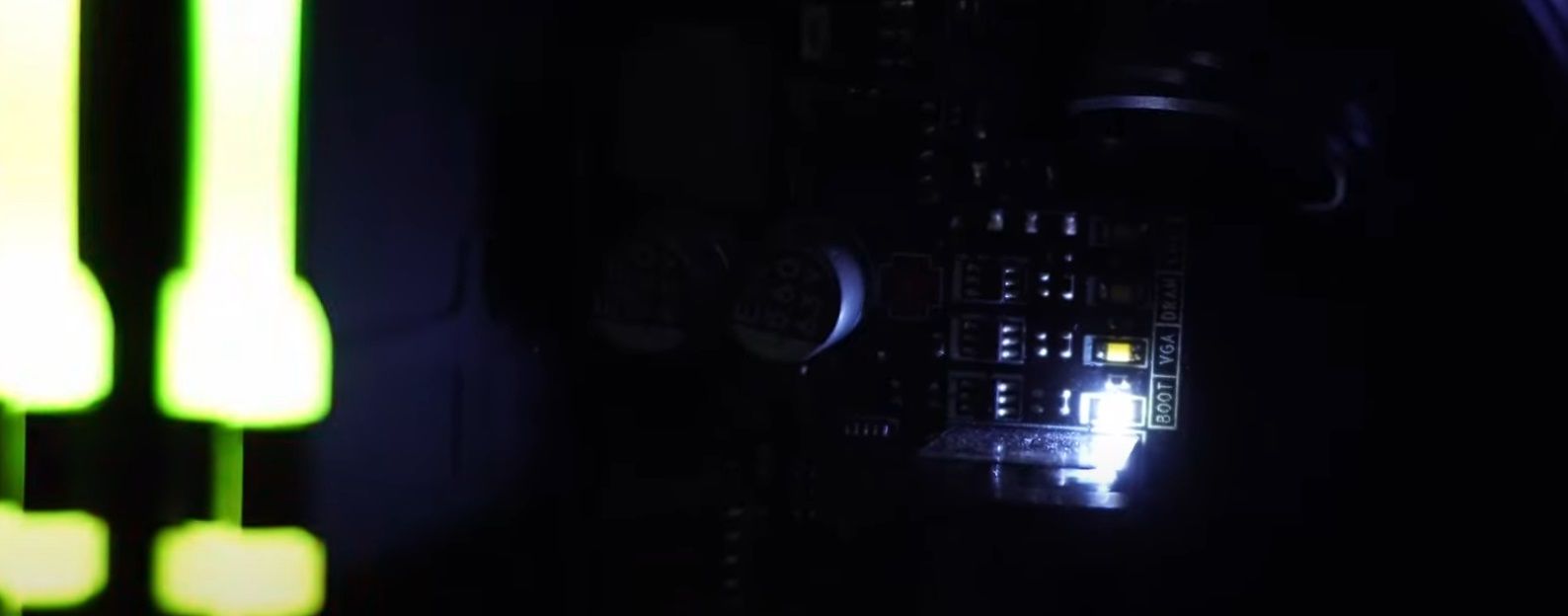 /sv/images/motherboard-led-lights-debugging-options.jpg
