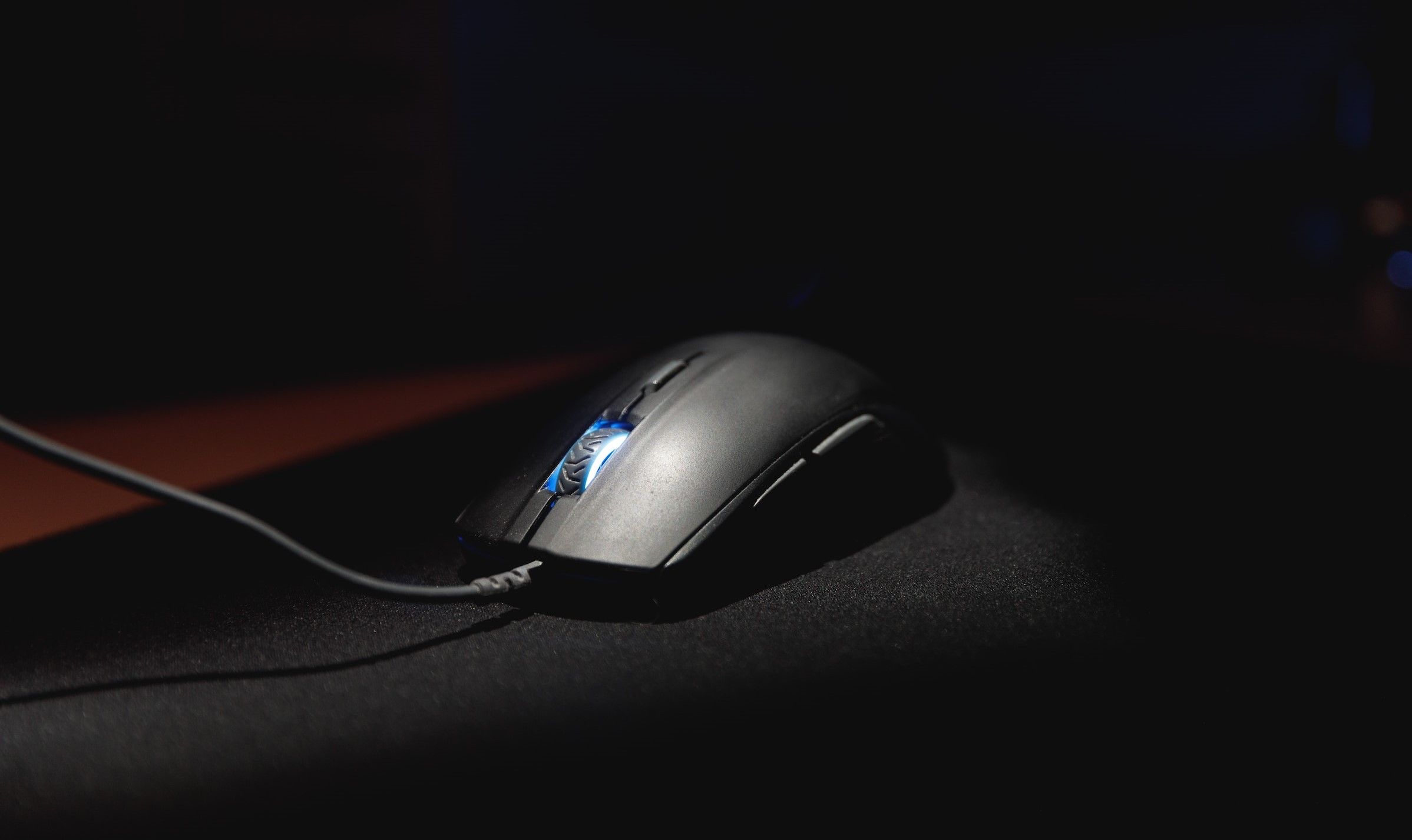 /sv/images/mouse-wired-black.jpg