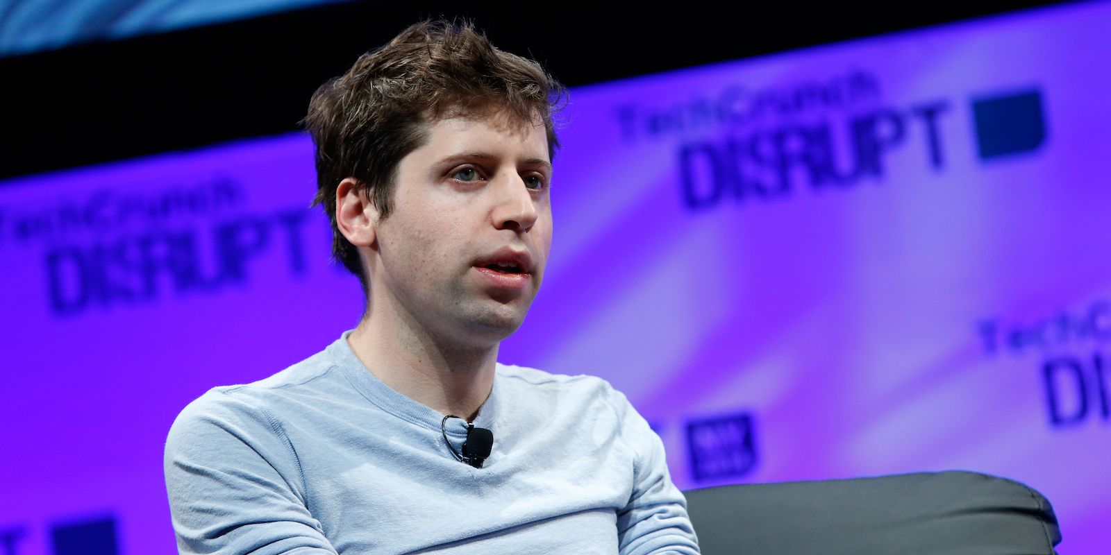 /sv/images/sam-altman-speaking-at-event.jpg