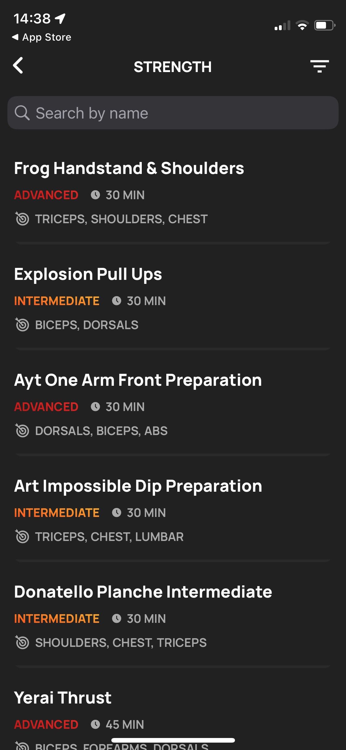 /sv/images/screenshot-of-calisteniapp-app-showing-strength-training-workouts.jpeg