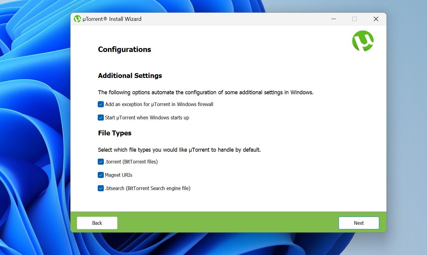 /sv/images/selecting-the-file-types-you-want-utorrent-client-to-handle-when-installing-it.jpg