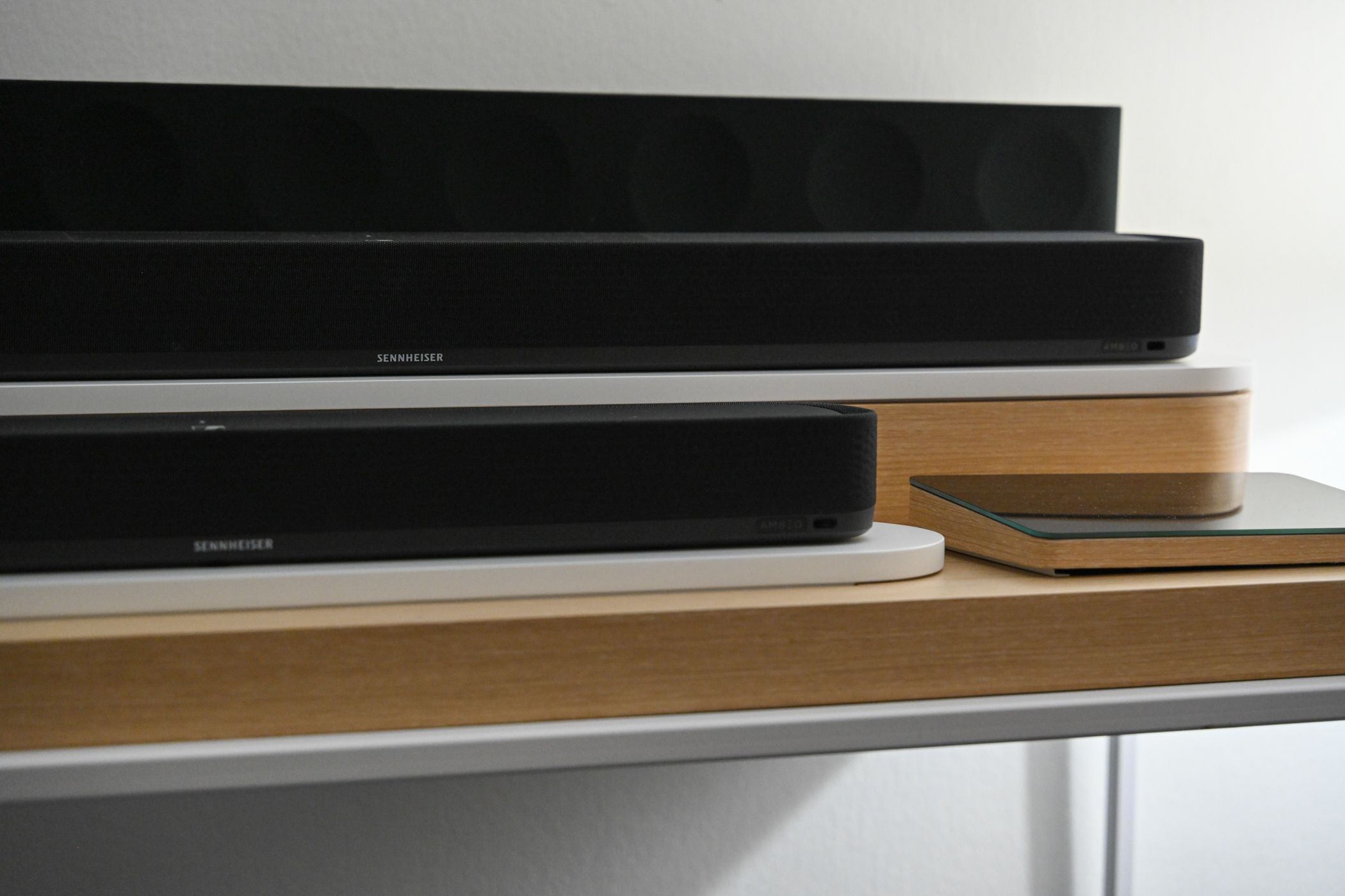 /sv/images/sennheiser-ambeo-soundbars-in-size-order.jpg