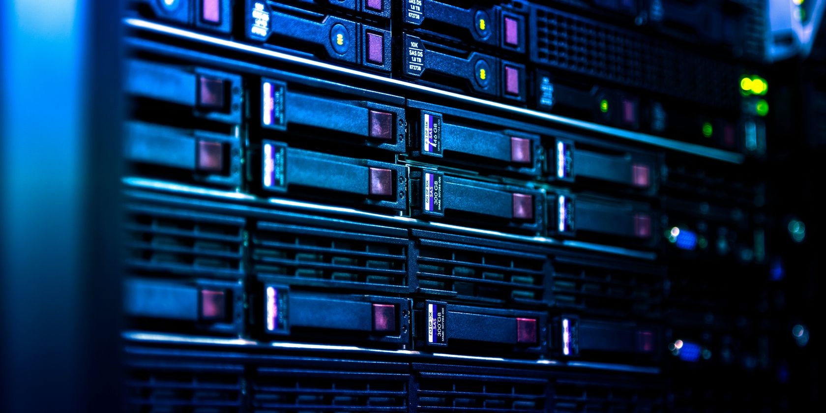 /sv/images/server-raid-configurations-feature.jpg