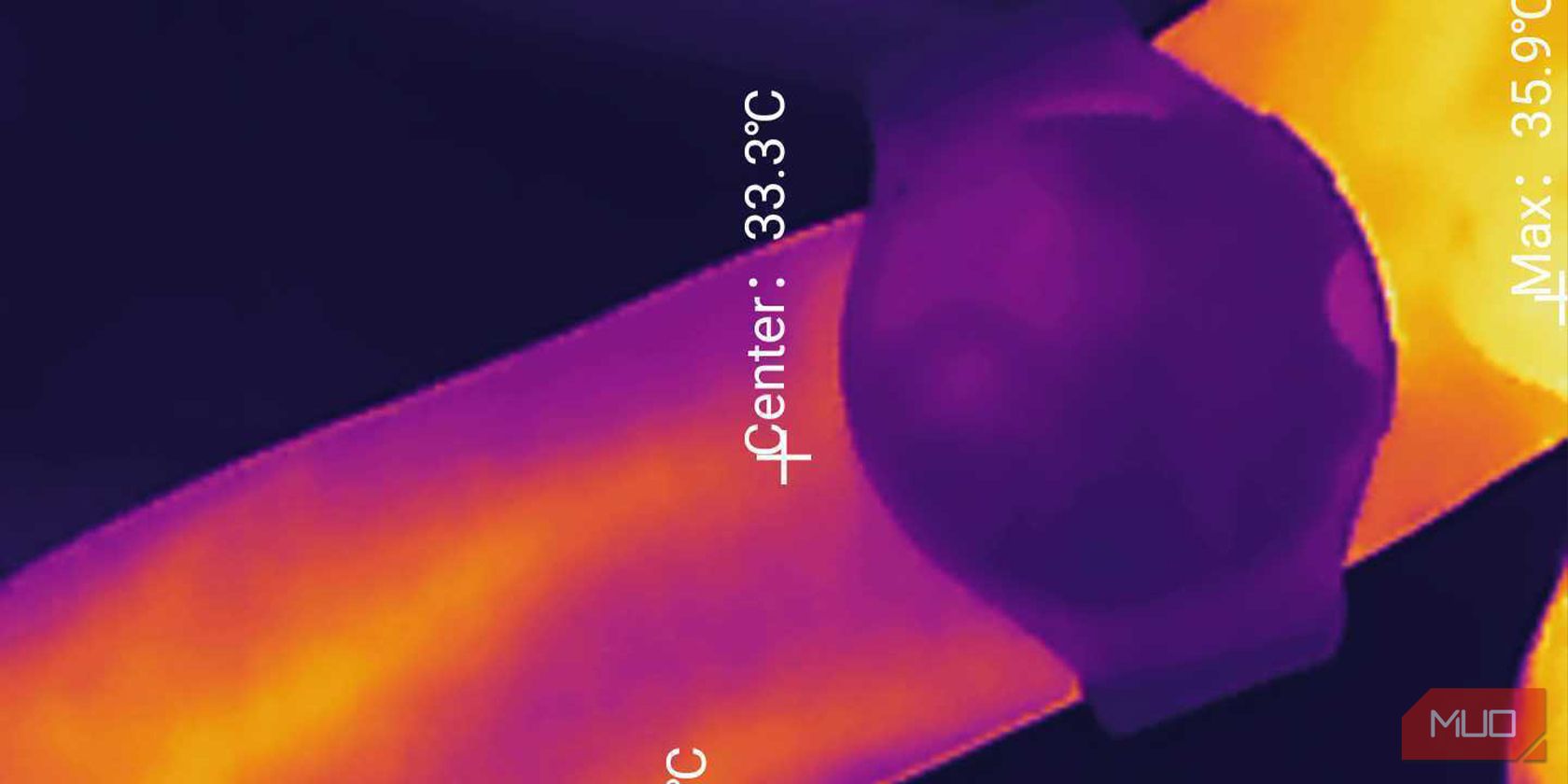 /sv/images/skin-temperature-taken-by-thermal-camera.jpg