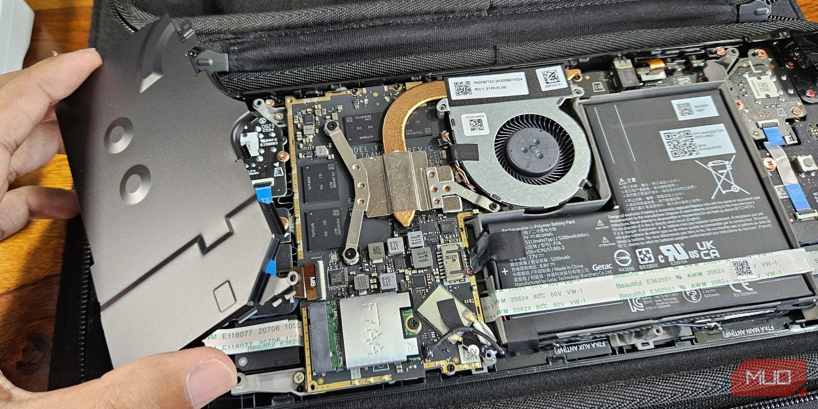 /sv/images/steam-deck-ssd-upgrade-cover-image.jpg