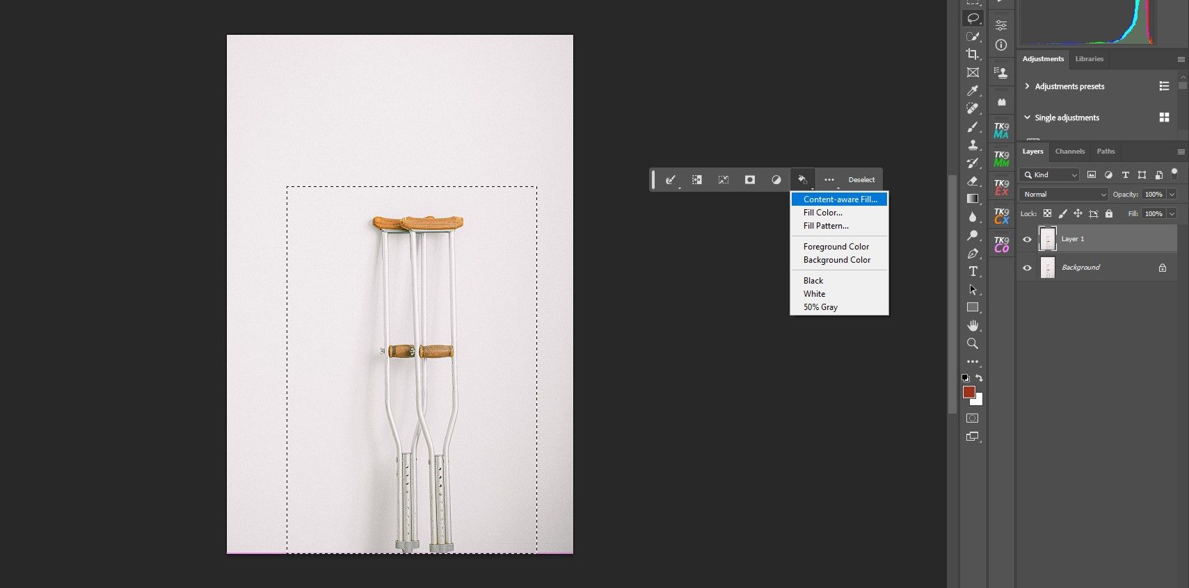 /sv/images/step-3-go-to-the-bucket-icon-and-choose-content-aware-fill.jpg