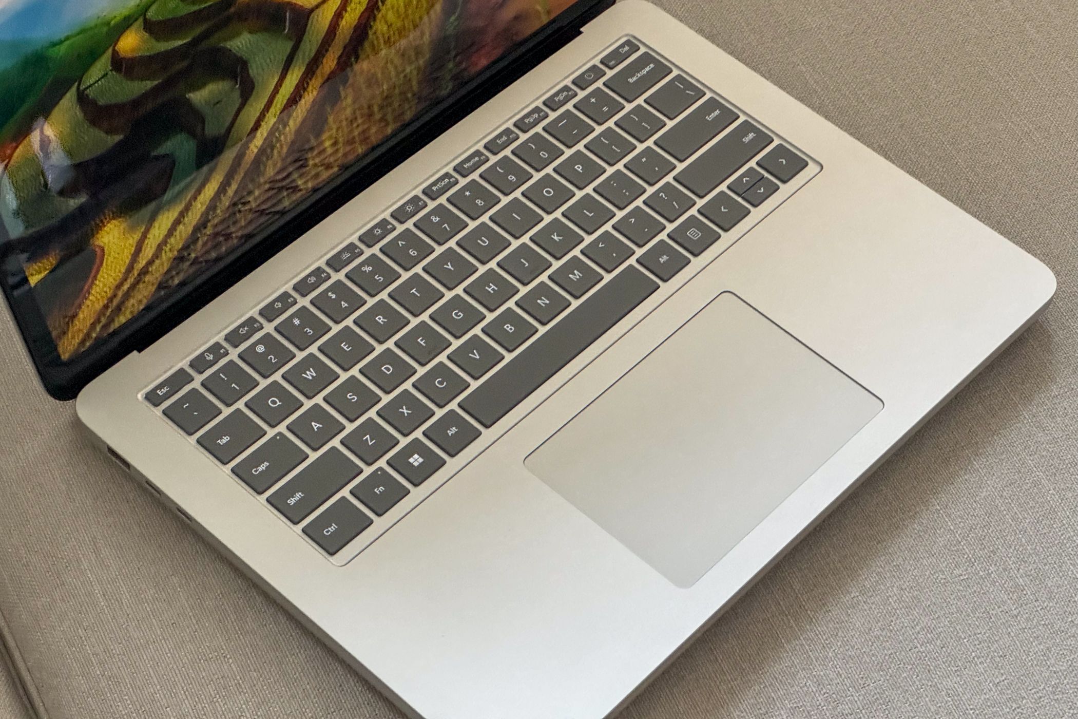 /sv/images/surface-laptop-studio-2-keyboard-1.jpg
