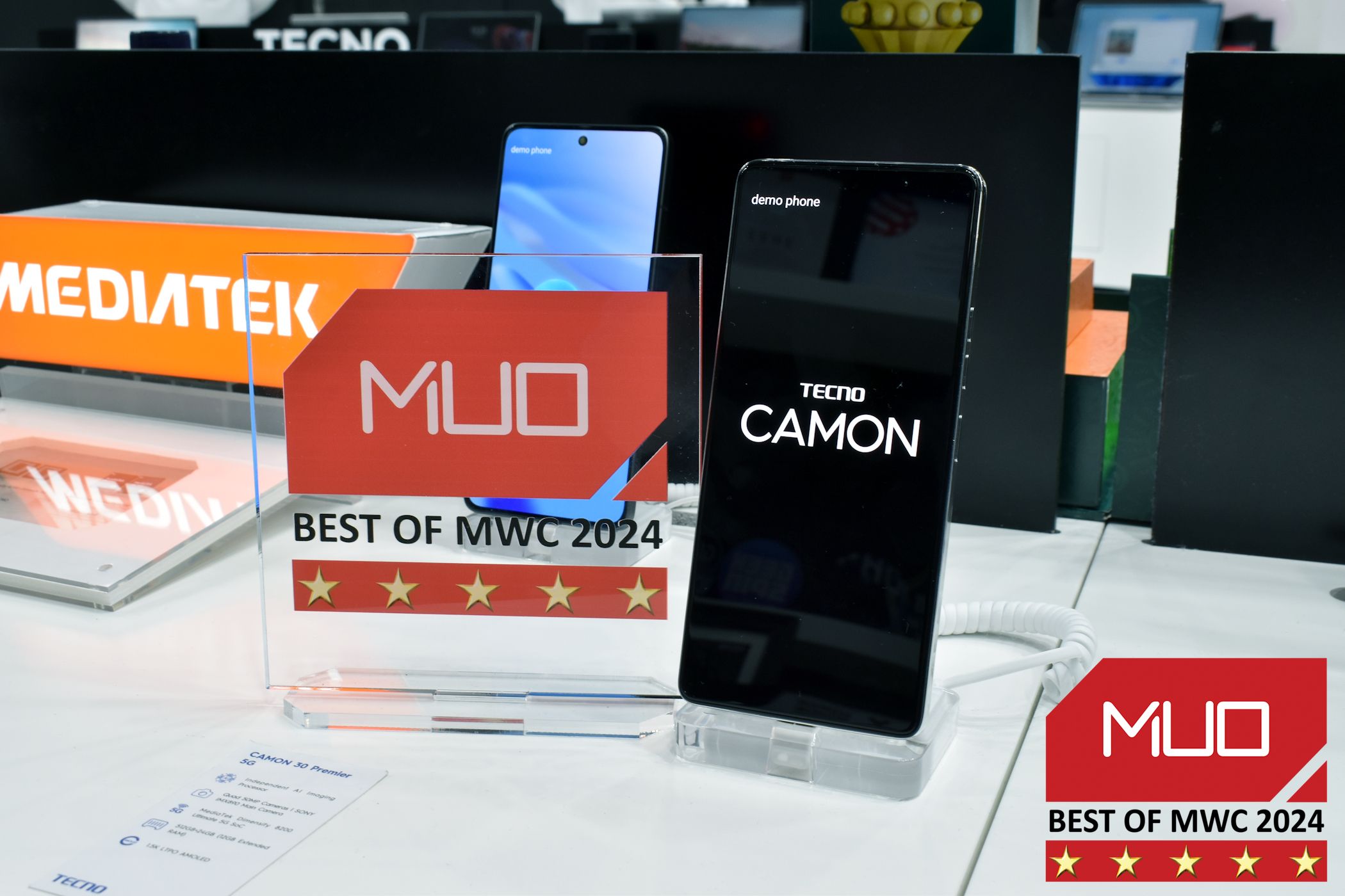 /sv/images/tecno-camon-on-stand-with-muo-mwc-2024-award.jpg