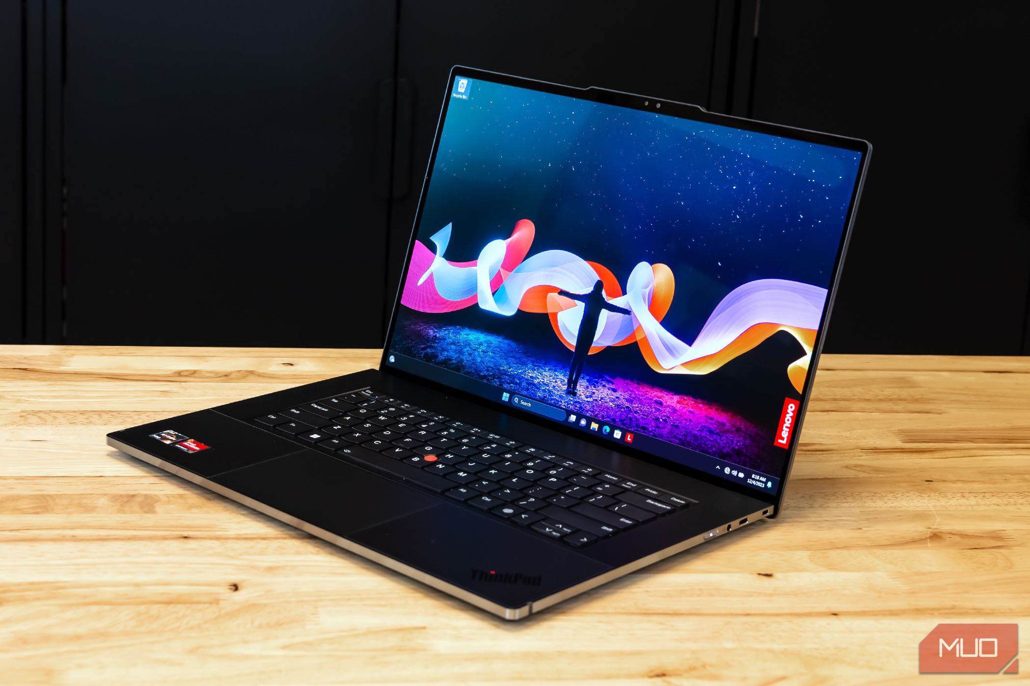 /sv/images/the-background-screen-of-the-lenovo-thinkpad-z16-gen-2-amd.jpg