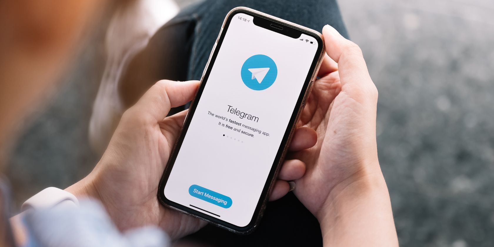 /sv/images/the-telegram-app-on-a-smartphone.jpg