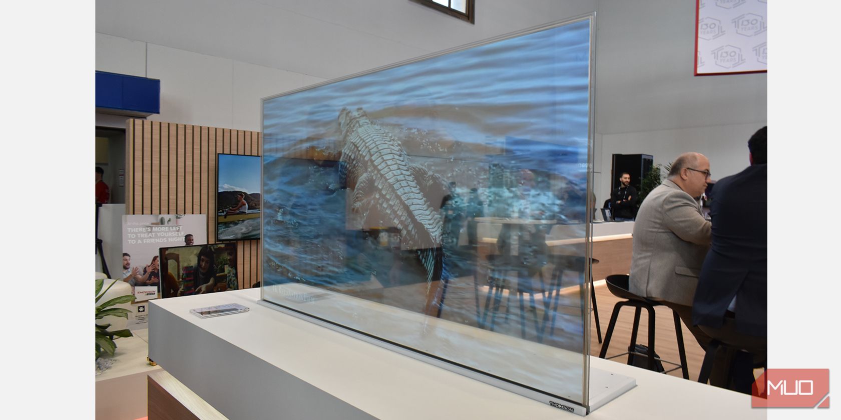 /sv/images/thomson-scenium-oled-transparent-tv.jpg