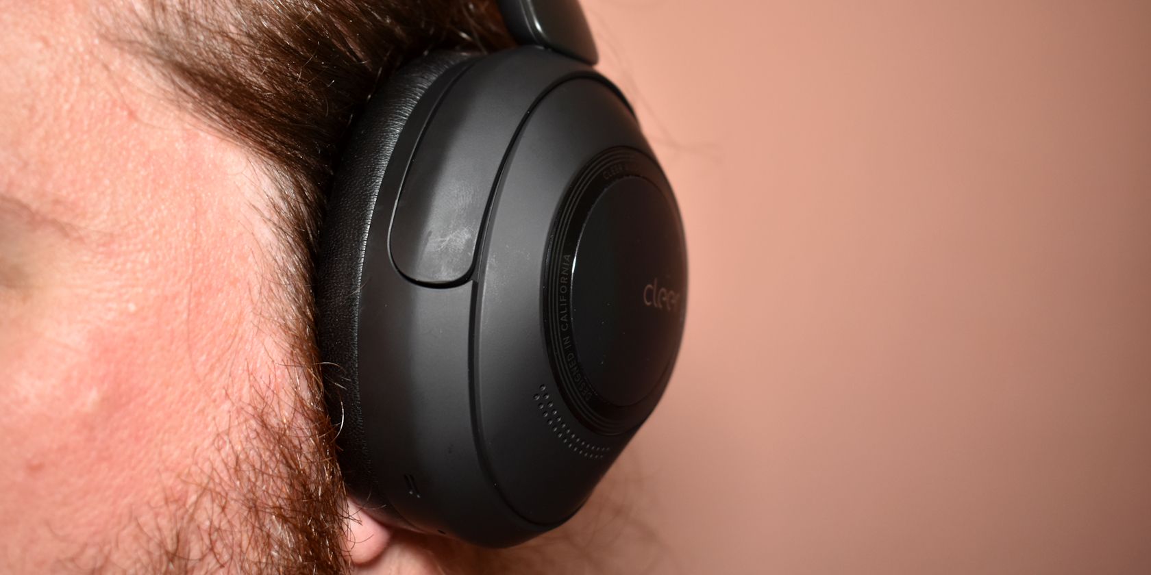 /th/images/cleer-alpha-being-worn.jpg /th/images/cleer-alpha-being-worn.jpg