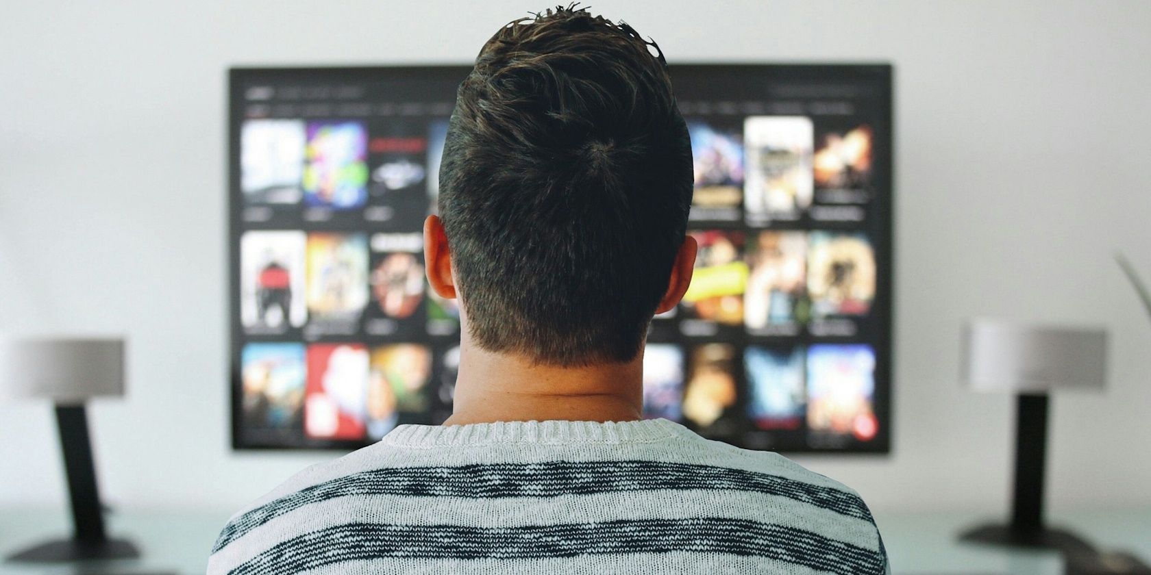 /th/images/man-watching-tv-from-living-room.jpg /th/images/man-watching-tv-from-living-room.jpg