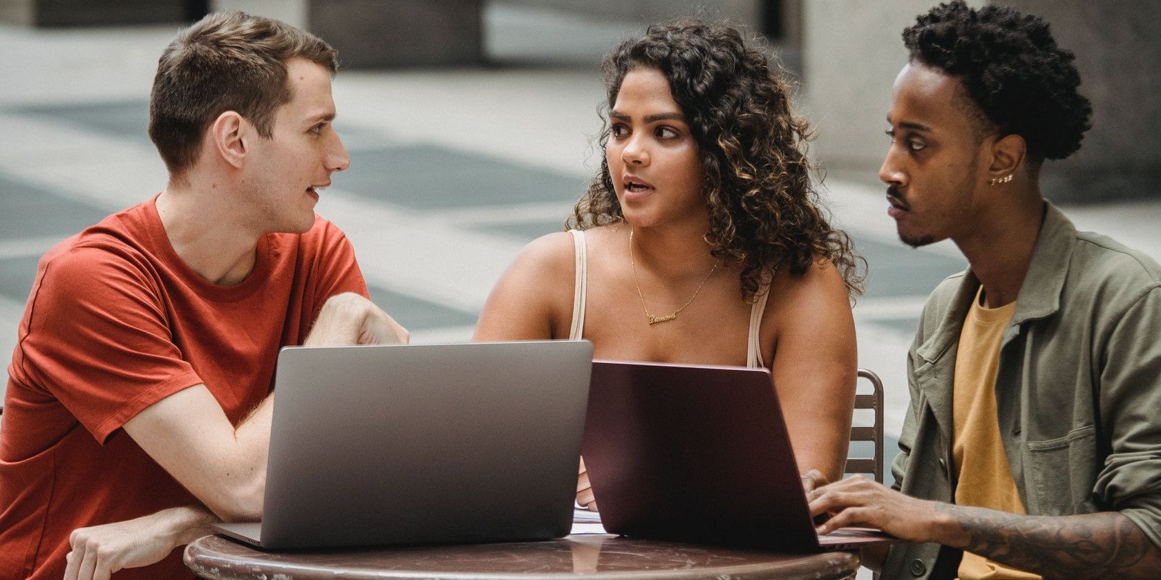 /th/images/peers_sharing_data_with_samba_server.jpg /th/images/peers_sharing_data_with_samba_server.jpg