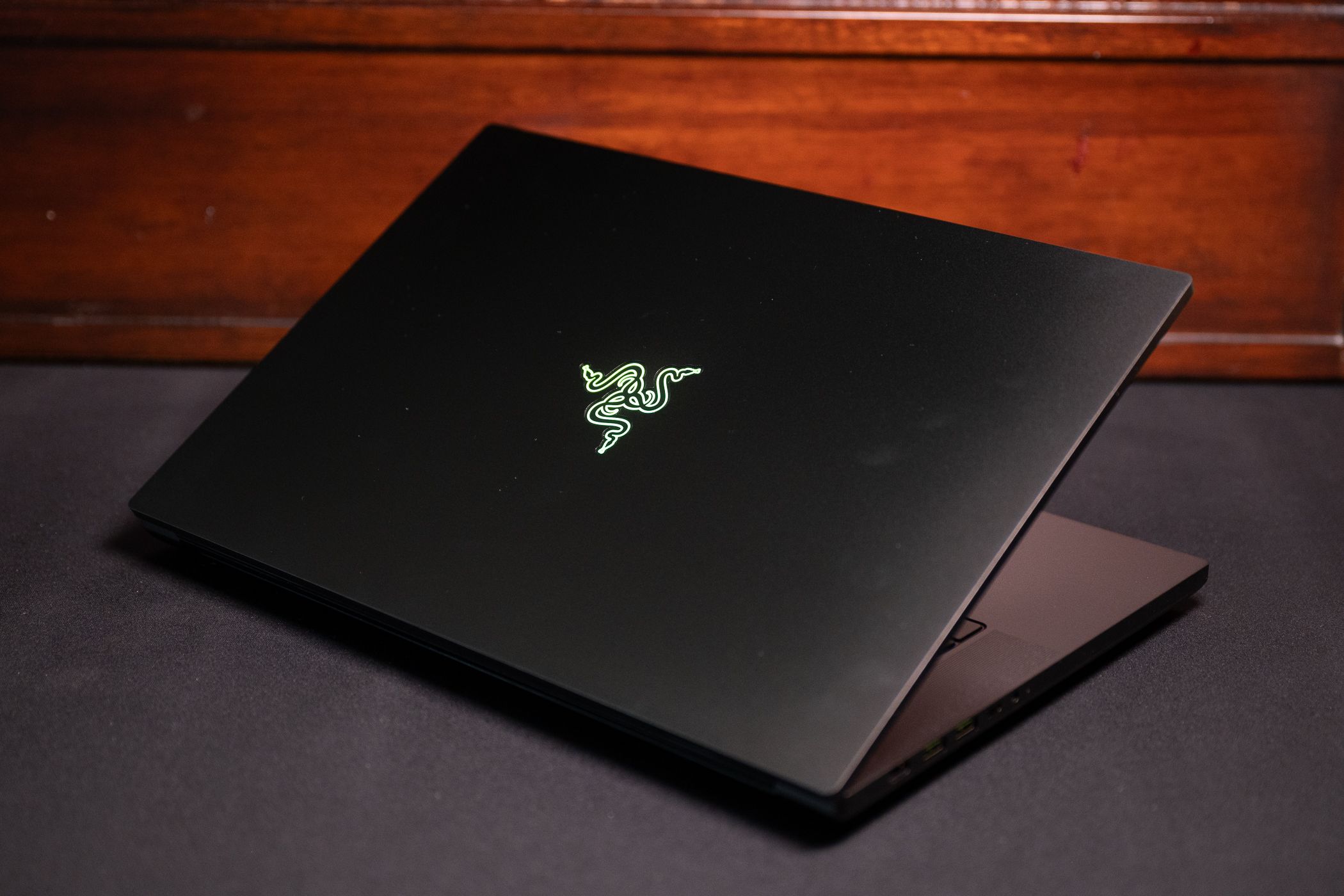 /th/images/razer-blade-16-1.jpg