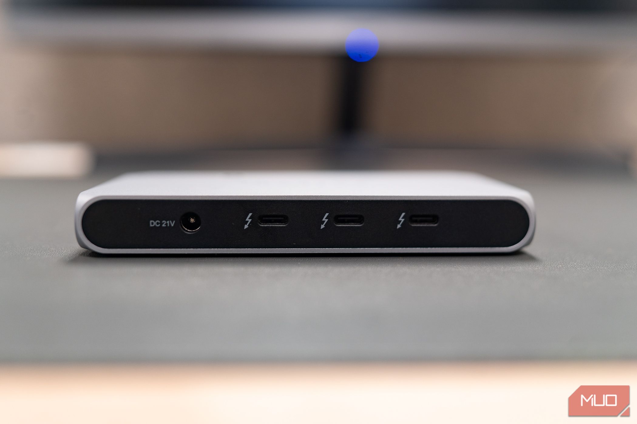 /th/images/satechi-thunderbolt-4-slim-hub-pro-ports.jpg