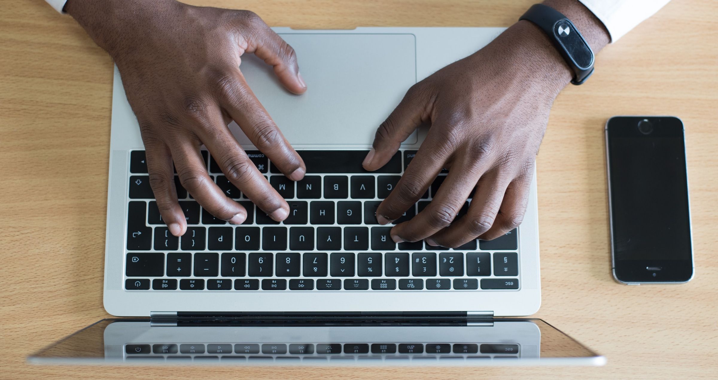 /th/images/tech-writer-laptop.jpg /th/images/tech-writer-laptop.jpg