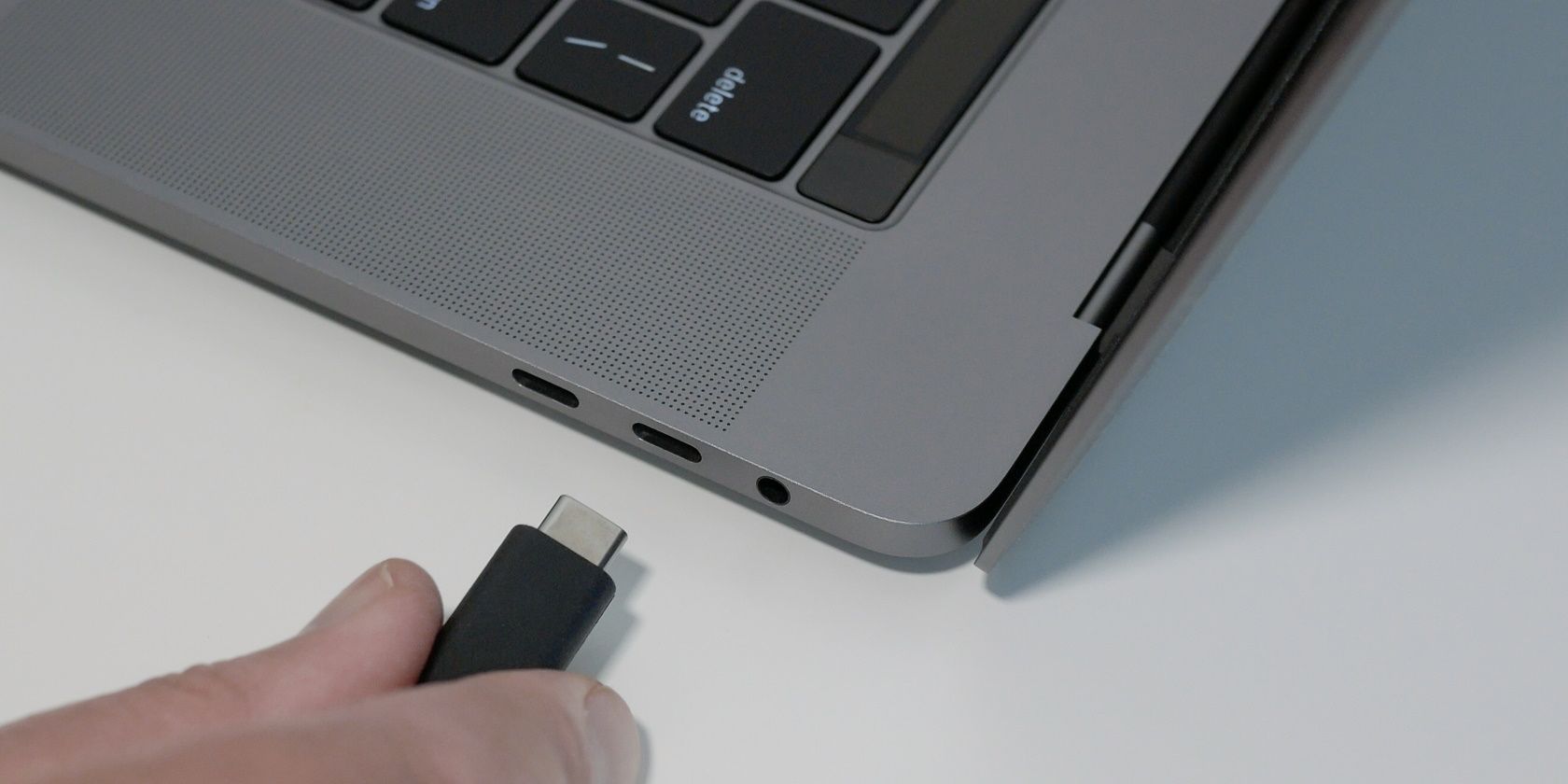 /vi/images/best-usb-c-accessories.jpg