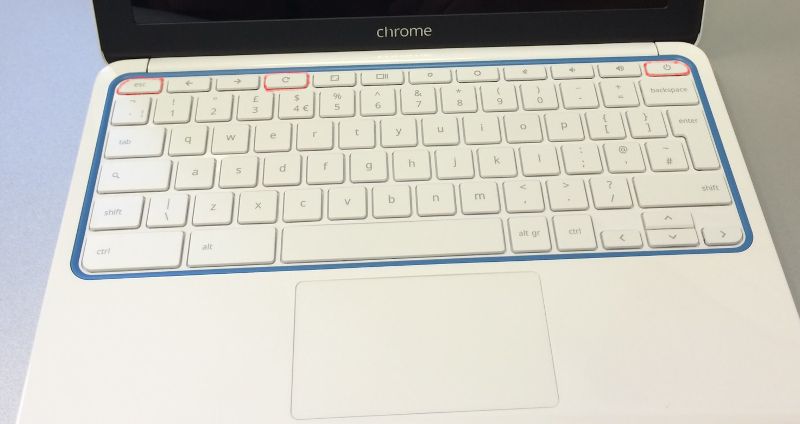 /vi/images/chromebook-keyboard-with-escape-refresh-and-power-keys-highlighted.jpg