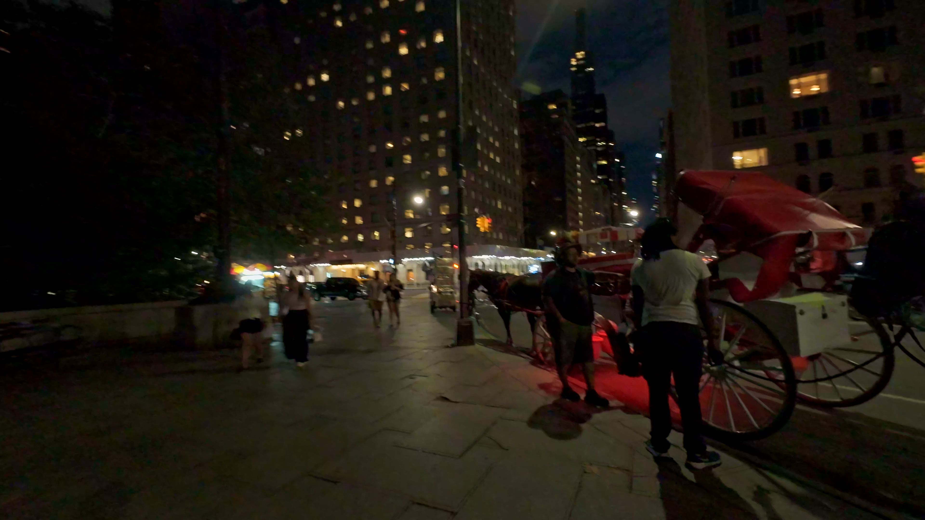 /vi/images/dji-osmo-action-4-low-light-quality-extreme.jpg /vi/images/dji-osmo-action-4-low-light-quality-extreme.jpg
