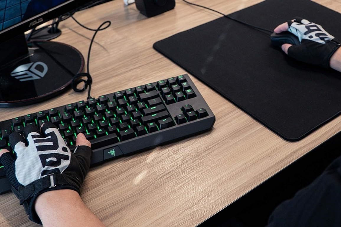 /vi/images/irconclad-mibr-pc-gaming-gloves.jpg