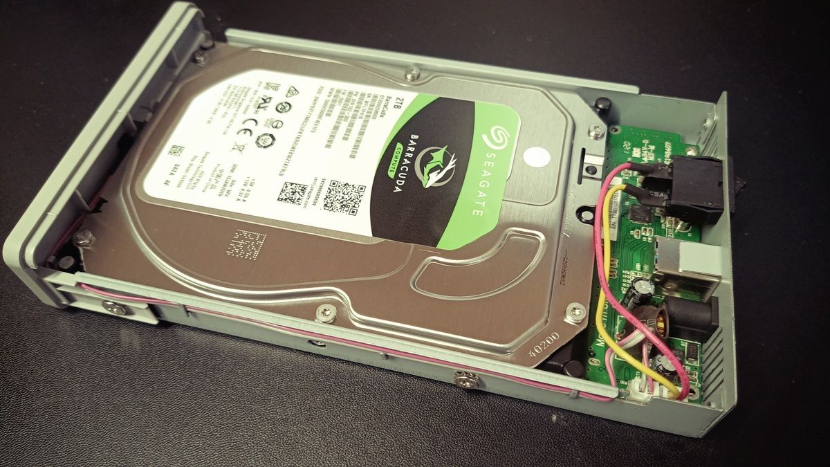 /vi/images/muo-tech-explained-data-hdd-enclosure.jpg /vi/images/muo-tech-explained-data-hdd-enclosure.jpg