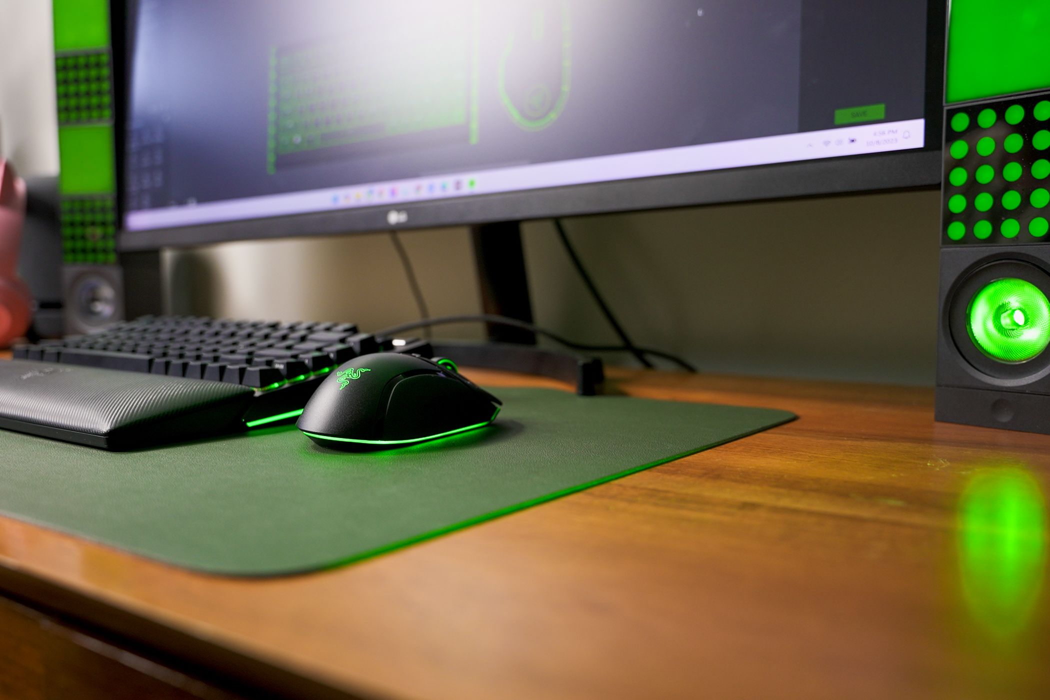 /vi/images/razer-blackwidow-75-basilisk-v3-pro-green.jpg /vi/images/razer-blackwidow-75-basilisk-v3-pro-green.jpg