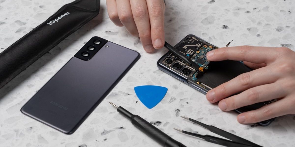/vi/images/samsung-ifixit-self-repair.jpeg /vi/images/samsung-ifixit-self-repair.jpeg