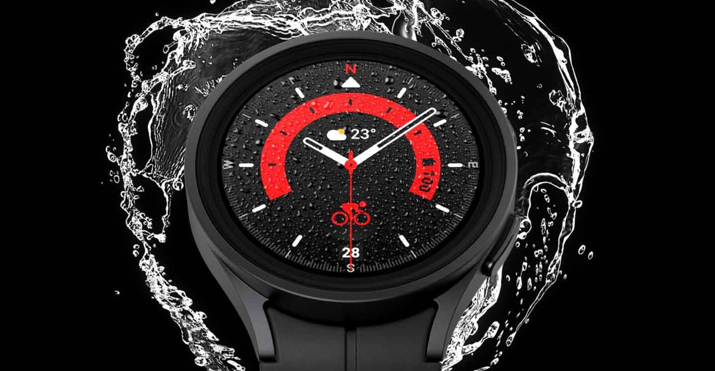 /vi/images/splashing-water-on-a-galaxy-watch-5-pro.jpg